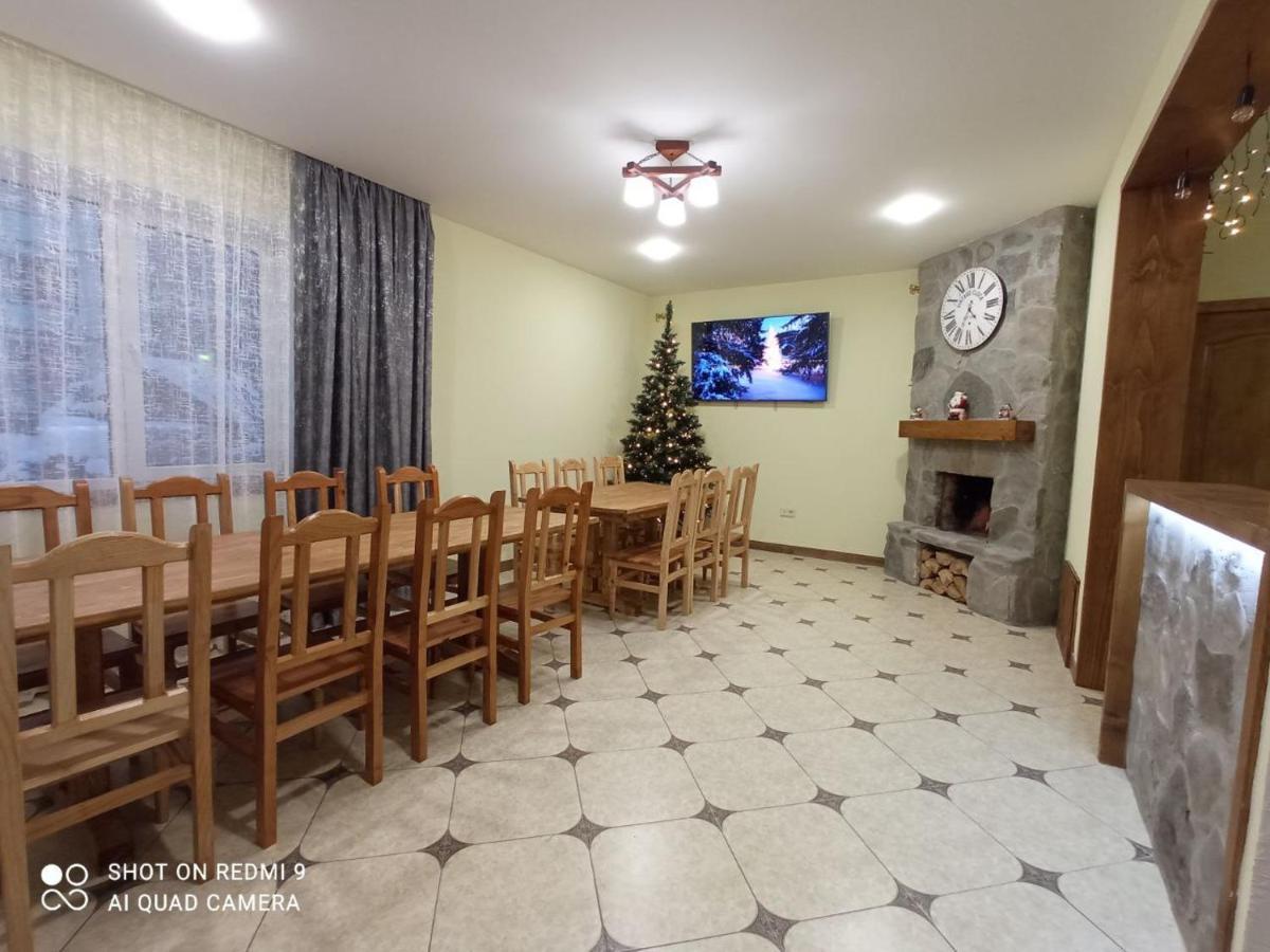 Кам'Яний Двір Mykulychyn Bagian luar foto