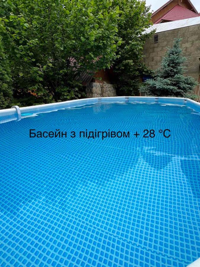 Кам'Яний Двір Mykulychyn Bagian luar foto